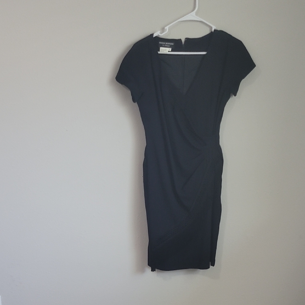 Donna Morgan Black Faux-Wrap Short Sleeve Midi Dress